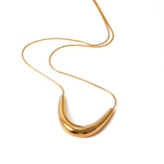 Noreen U Shape Smooth Smile Necklace