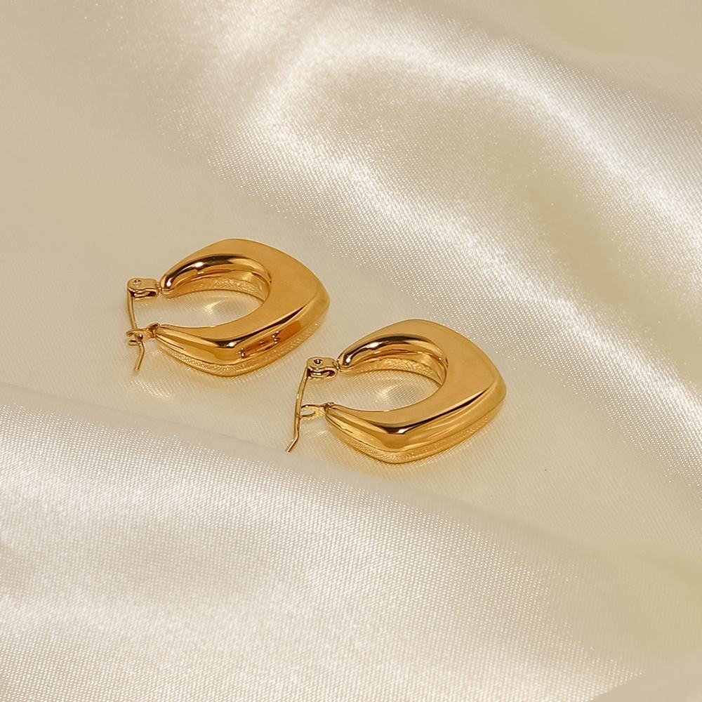 Emilia Rhombus Geometric Hoop Earrings