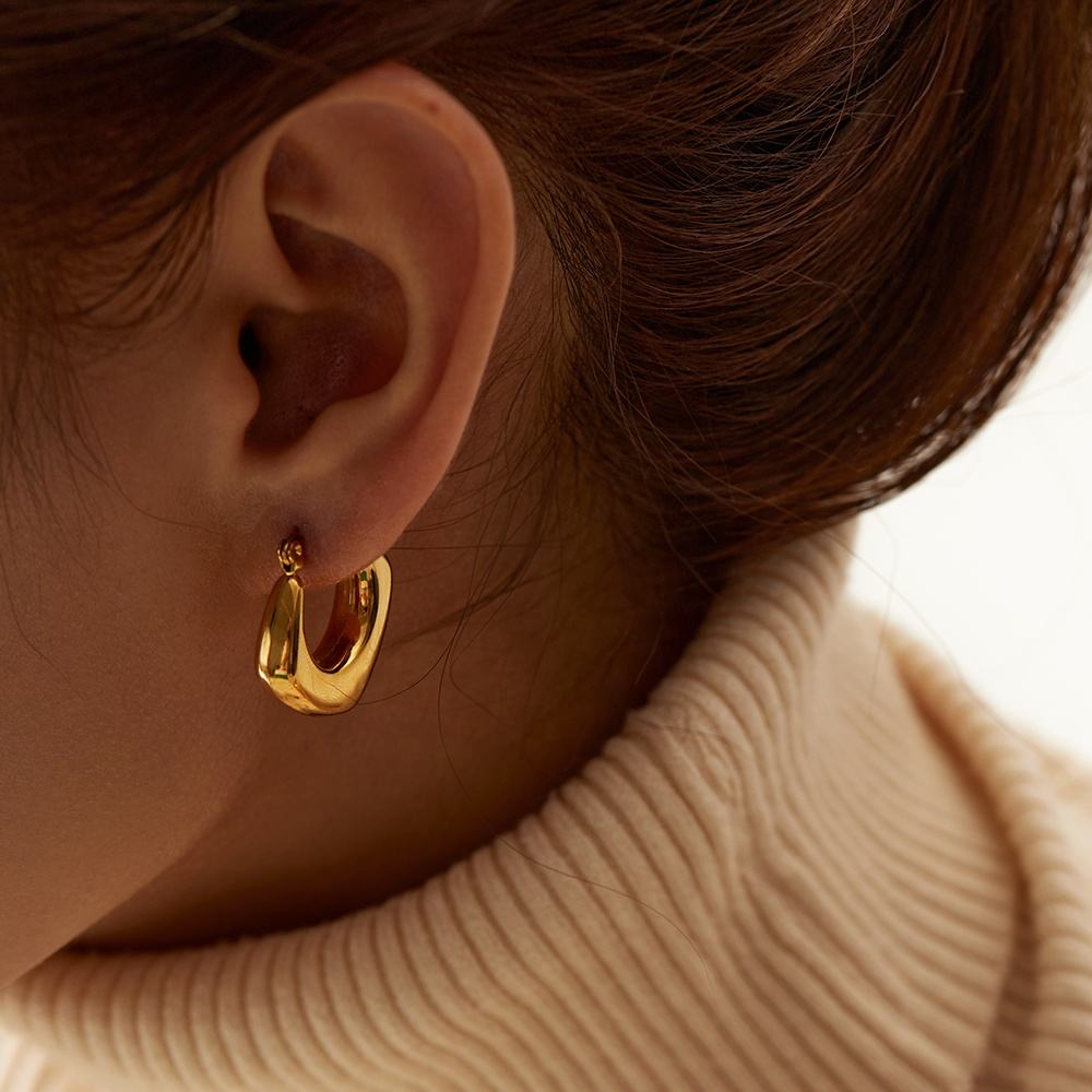 Emilia Rhombus Geometric Hoop Earrings