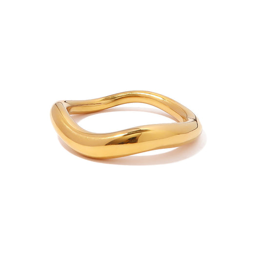 Rosana Round Wavy Ring