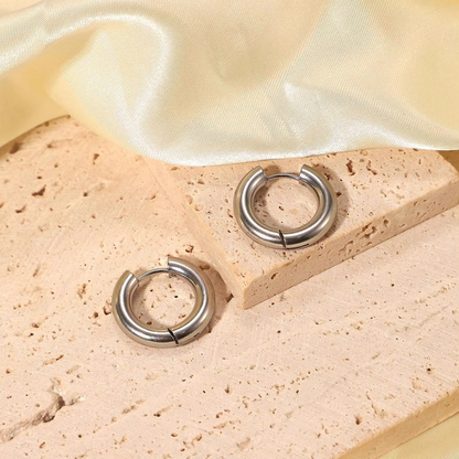 Ellie Circle Hoop Earrings (Gold, Silver)